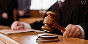 ÎCCJ stabilește : Recursul este calea de atac împotriva hotărârii prin care instanța ia act de renunțarea la judecată în procedurile speciale