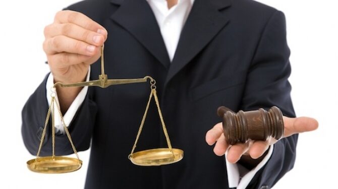 UNBR a stabilit regulile pentru examenul de admitere în profesia de avocat din toamnă