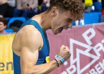 Cine spune că ardelenii sunt lenți? Băiatul din Nimăiești a spulberat recordul național la 400 metri!