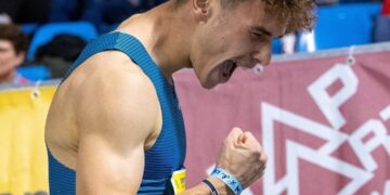 Cine spune că ardelenii sunt lenți? Băiatul din Nimăiești a spulberat recordul național la 400 metri!