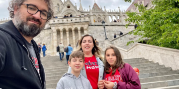 Răsturnare de situație în dosarul homeschoolingului: Curtea de Apel Oradea renunță la aplicarea pedepselor