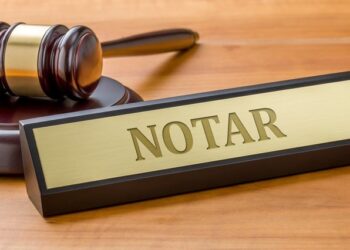 Doi notari anchetați pentru neplata unor contribuții de peste 7 milioane de lei la stat