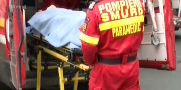 Un om a murit după ce mașina s-a răsturnat în albia unui pârâu în BIHOR