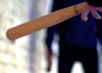 Bărbatul acuzat de tentativă de omor după ce a lovit în cap un copil, rămâne sub control judiciar