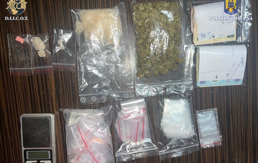 Cristal, ecstasy și cannabis: dealer din Rogerius, prins în flagrant și condamnat