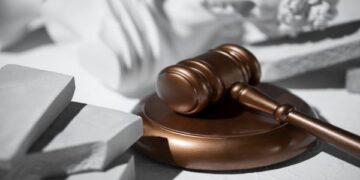 Acţiune în răspundere civilă delictuală formulată de beneficiar împotriva promitentului – condiții și efecte în raport cu natura juridică a stipulaţiei pentru altul | JURISPRUDENȚĂ ÎCCJ