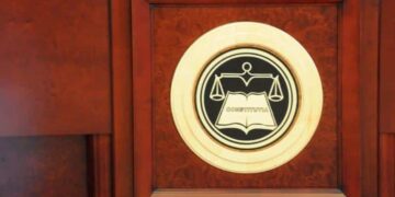 CCR: înăsprirea sancțiunilor pentru promovarea simbolurilor fasciste este constituțională