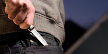 Tentativă de crimă la 16 ani în Bihor: un minor a încercat să ucidă un bărbat în plină zi