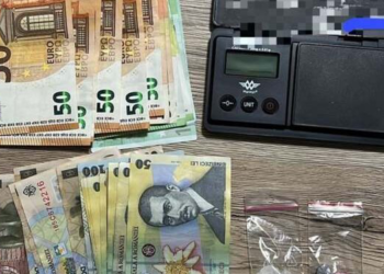 De la familie la rețea de droguri: tată și fiu, condamnați după ce au fost prinși cu peste 60 de grame de droguri