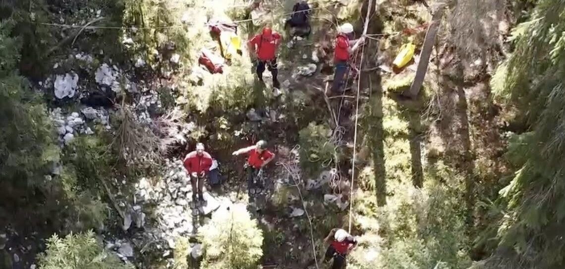 Intervenție Salvamont în zona Padiș: turistă rănită grav pe traseul Cetățile Ponorului