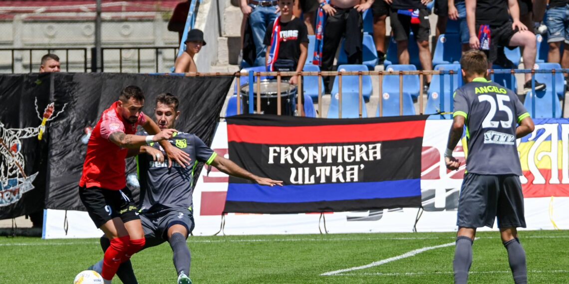„Sprinterul”, „fondistul” și „turnul de control aerian”, de la FC Bihor, în prima etapă