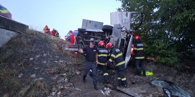 Accident grav pe DN1, în zona Săbolciu: o femeie și-a pierdut viața, alte două persoane au fost rănite