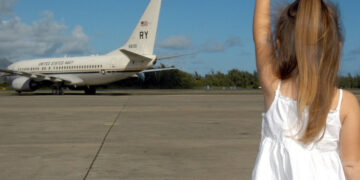 Noi reguli pentru călătoria cu copiii în străinătate: se simplifică procedurile pentru părinți și însoțitori