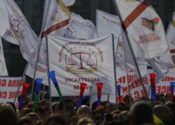 Sursă foto : site Sindicatul Național al Grefei Judiciare DICASTERIAL