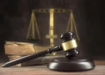 Favorizarea făptuitorului: elemente de tipicitate. Influențarea declarațiilor și inexistența tipicității | JURISPRUDENȚĂ ÎCCJ