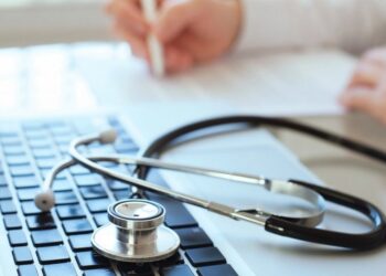 Tratament mai rapid pentru bolnavii cronici: fără bilet de trimitere la medicul specialist