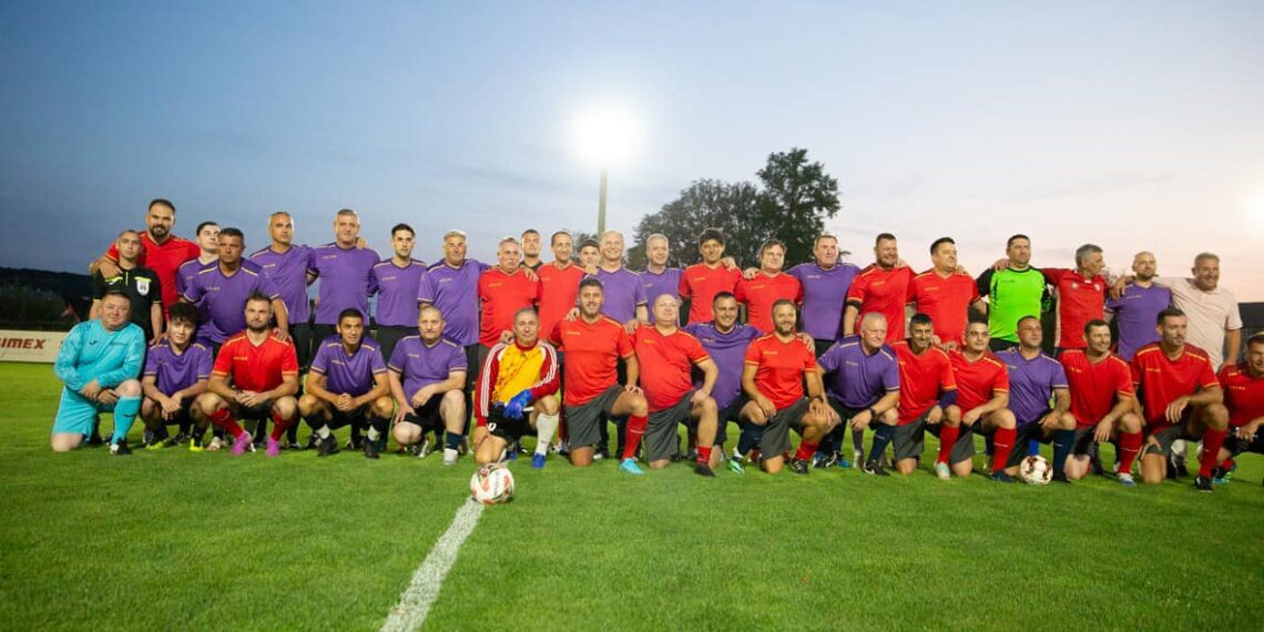 „Bătrâneii” tricolori vor juca luni (18 august) la Hereclean; Dacă Lucescu ar avea așa jucători ar putea spera la o calificare