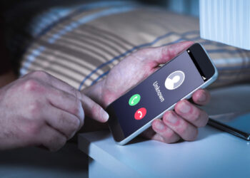 VIDEO: bărbat reținut de polițiștii  din Salonta pentru înșelăciune de tip „spoofing”