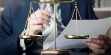 Acţiune în pretenţii împotriva asigurătorului: intervenţie forţată şi invocarea excepţiei prescripţiei dreptului material la acţiune | JURISPRUDENȚĂ ÎCCJ