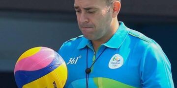 Ultimul meci pentru Adrian Alexandrescu, cel mai mare arbitru din istoria poloului românesc și unul dintre cei mai mari din lume