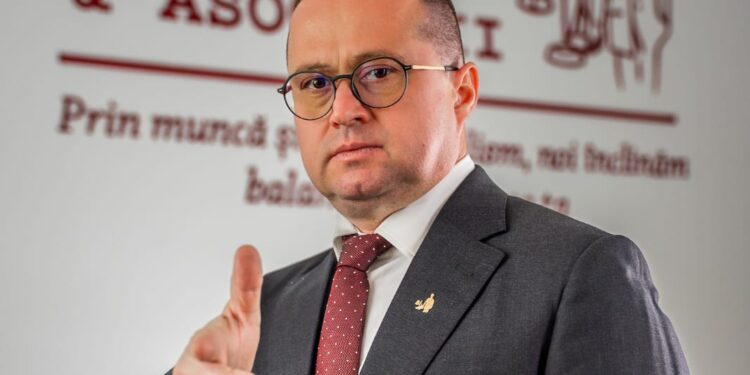 Razvan DOSEANU - avocat coordonator Societatea de avocati "DOSEANU&ASOCIATII"