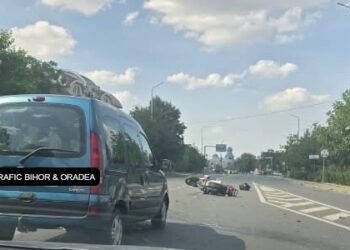Accident pe DN76: motociclist rănit la ieșirea din Sânmartin