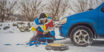 Tragedie în noapte: doi prieteni morți după o „joacă” și o sanie trasă de mașină