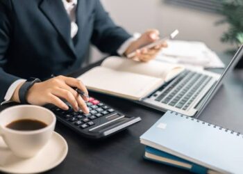 Juriștii pot deveni consultanți fiscali: noi reguli în profesie prin OUG nr. 49/2025