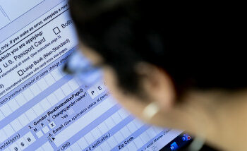 Ușile arhivelor se deschid: cetățenii își pot consulta dosarul de pașapoarte