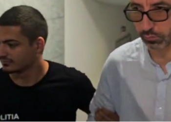 Procurorul Cuzi Valerian ( dreapta ) Sursa foto : Sea Press