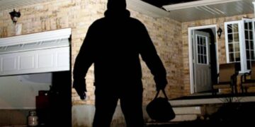 Trei spargeri într-o săptămână: un recidivist din Oradea, trimis în fața judecătorilor