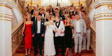 Nuntă ca-n povești! Marius Balogh campionul mondial la minifotbal s-a căsătorit cu aleasa inimii Lavinia