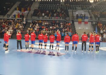 Franța ne-a arătat unde suntem. Departe de lumea dezlănțuită