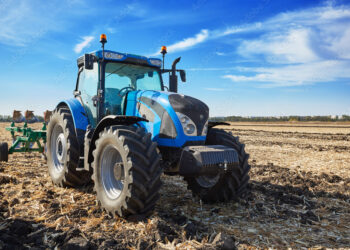 Codul Rutier se aliniază nevoilor agriculturii: permisul categoria B devine valabil și pentru tractoare