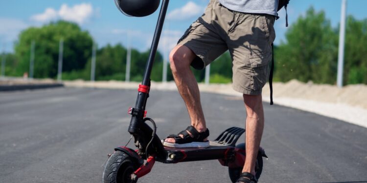 Asigurare RCA obligatorie pentru trotinete și biciclete electrice