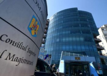 Președintele CSM, discuții la Parlament pe tema pensiilor de serviciu ale magistraților