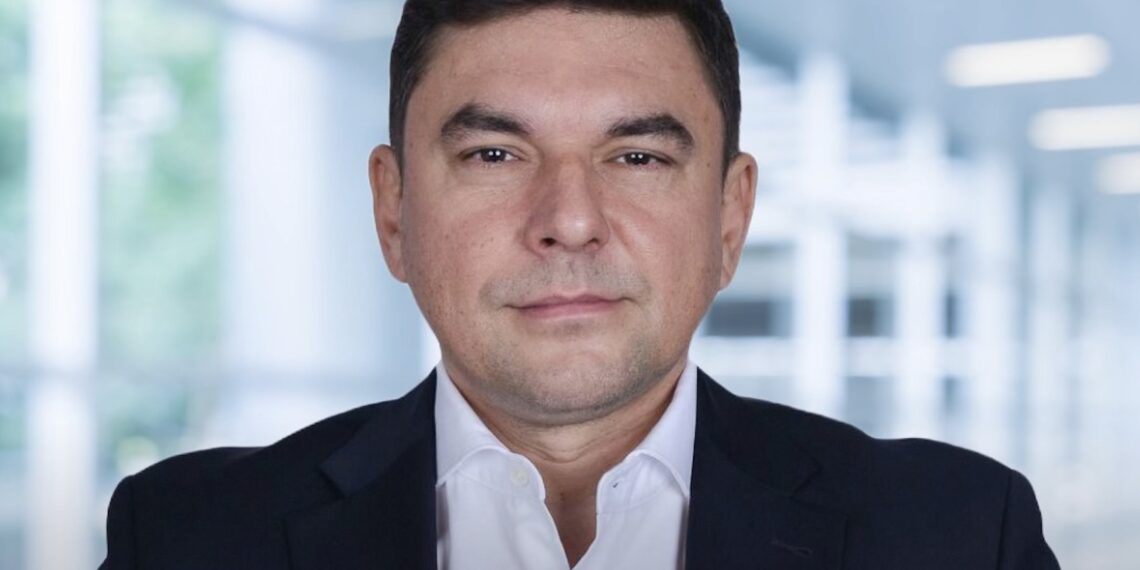 AUR Bihor: „Copiii nu sunt cobaii ideologiilor de la Bruxelles!”