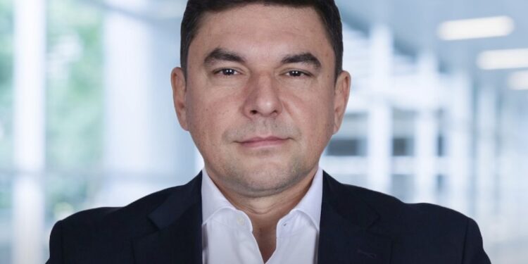 AUR Bihor: „Copiii nu sunt cobaii ideologiilor de la Bruxelles!”