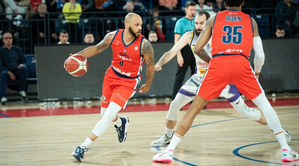 Pentru CSM CSU Oradea urmează două meciuri în compania aceluiași adversar dar în competiții diferite