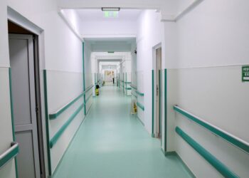 Camere video și butoane de panică în toate spitalele: legea care schimbă siguranța pacienților