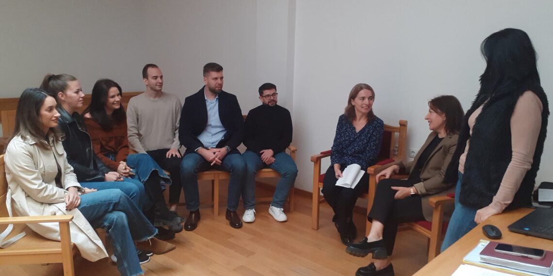 Viitorii magistrați se familiarizează cu activitatea Serviciului de Probațiune Bihor