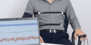 CCR: Testarea cu poligraf a angajaților ANAF, declarată neconstituțională. Restul legii privind redresarea resurselor publice – constituțional în ansamblu