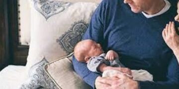 Drepturi noi pentru doctoranzi și cadre didactice aflate în concediu de creștere a copilului