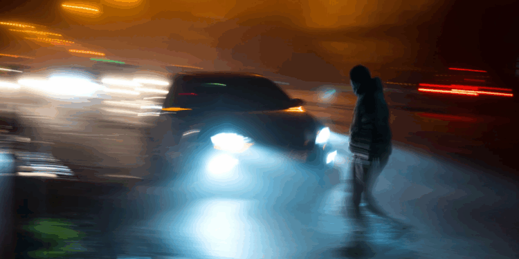 A lovit un pieton și a fugit de la locul accidentului: șofer de 18 ani, trimis în judecată