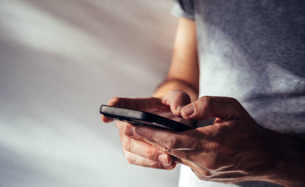 Un bihorean și-a păcălit prietenul cu o iubită inventată! L-a lăsat fără 31.000 de lei