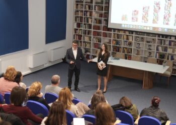 Specialiști, cercetători și tineri au discutat la Oradea despre prevenția consumului și dependenței de droguri