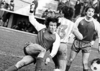 Să-i urăm „La mulți ani” golgheterului Petre Grosu!