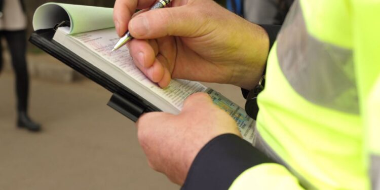 Amenzile vor fi considerate comunicate chiar și dacă refuzi plicul sau nu îl ridici de la poștă