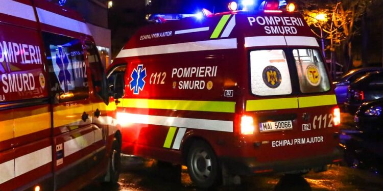 Accident pe strada Oneștilor din Oradea: un bărbat de 55 de ani, descarcerat de pompieri