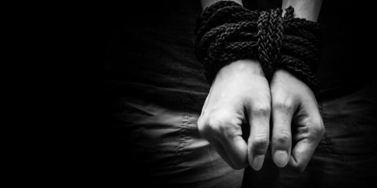 Trafic de minori și pornografie infantilă în Bihor: verdict final în instanță